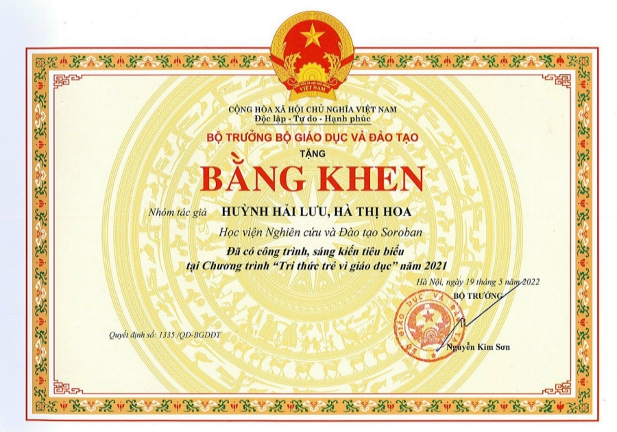 Bộ GD & ĐT Trao Bằng Khăn Danh Dự Cho Hệ Sinh Thái App 